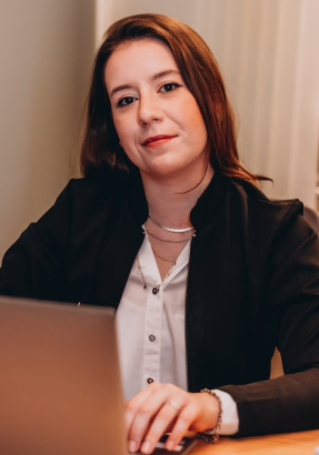 ЮЛІЯ Г.